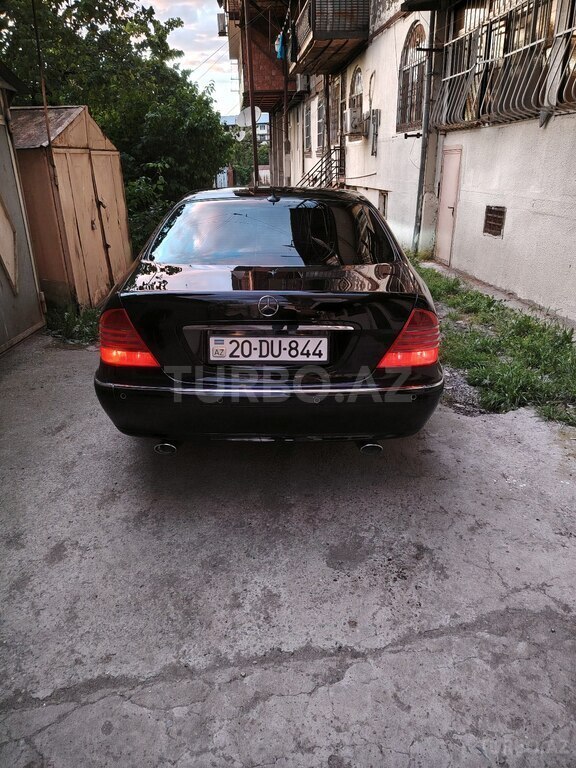 Mercedes S 320