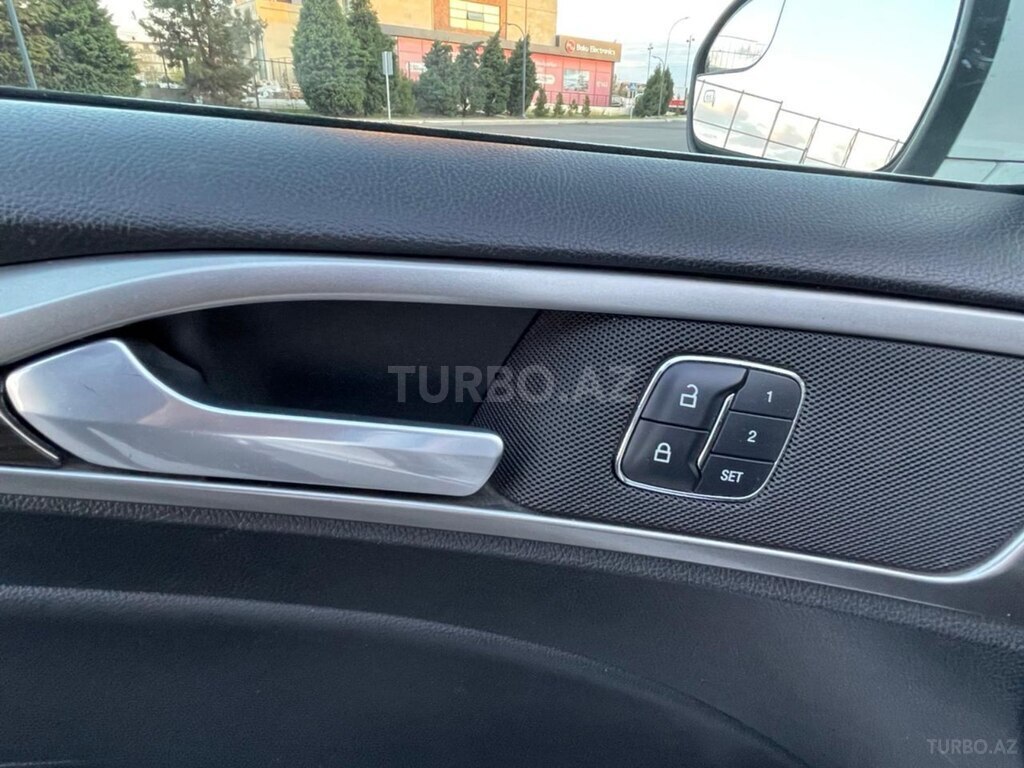 Ford Fusion (North America)