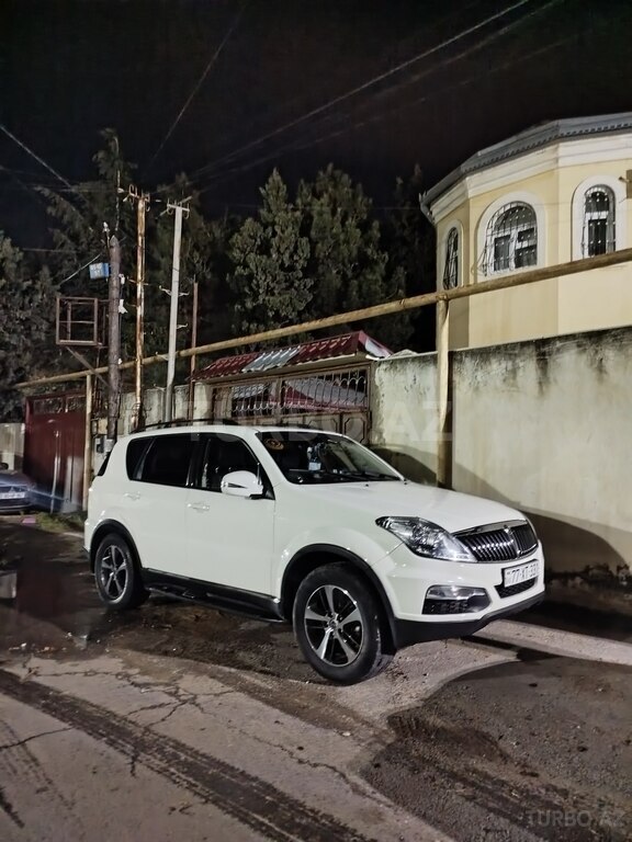 Ssang Yong Rexton