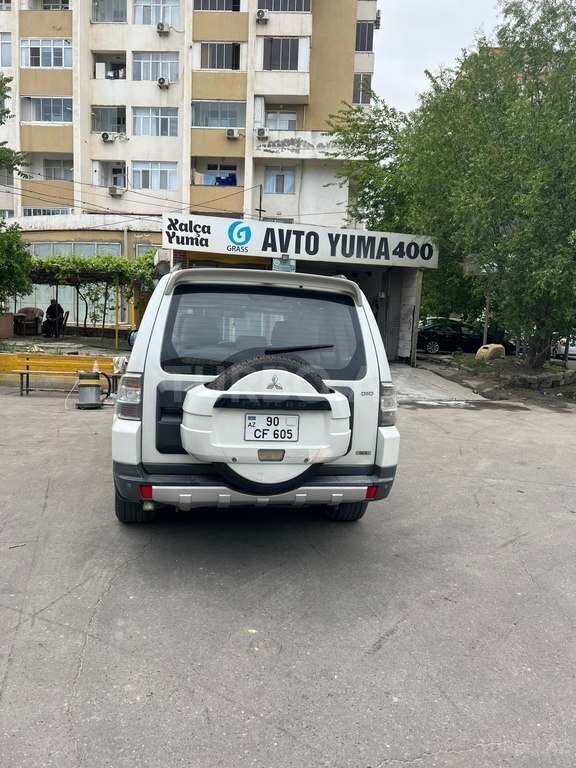Mitsubishi Pajero
