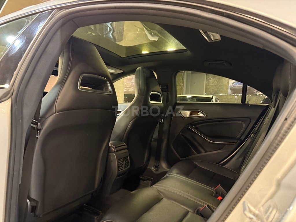 Mercedes CLA 250 4MATIC