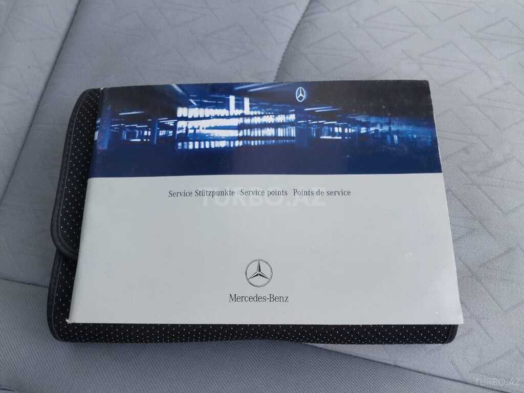 Mercedes C 240