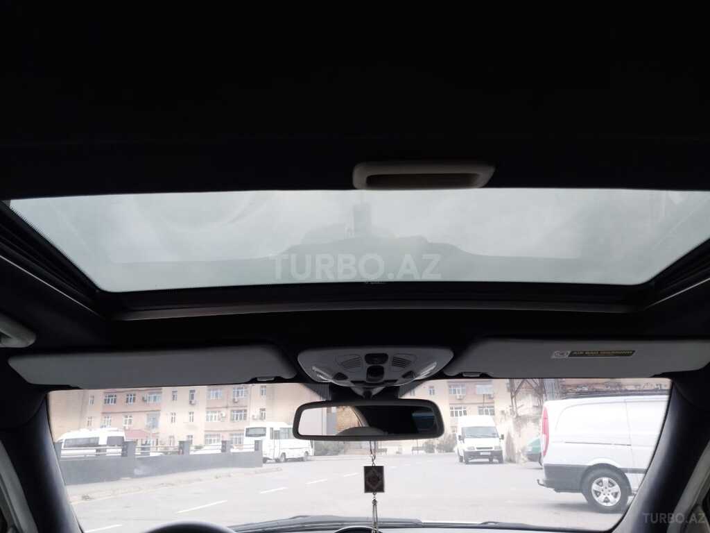 Mercedes C 240