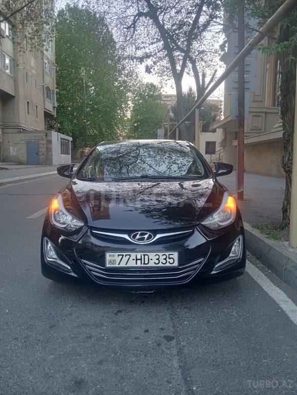 Hyundai Elantra