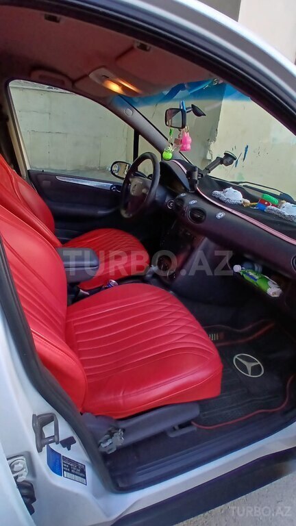 Mercedes A 160