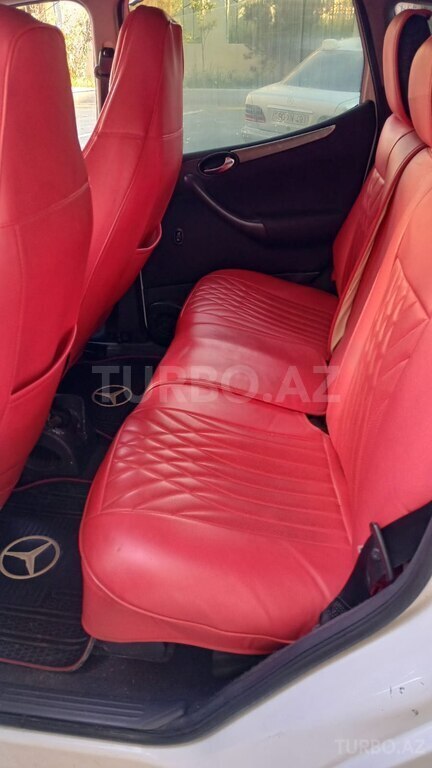 Mercedes A 160