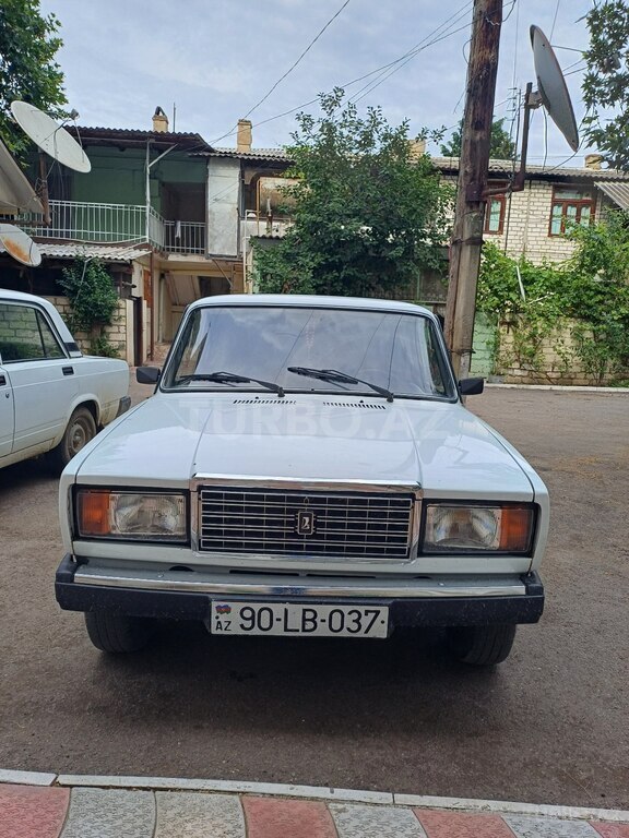 LADA (VAZ) 2107