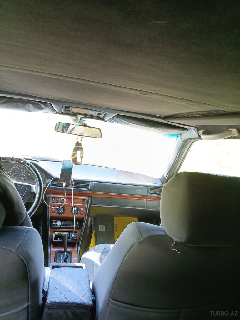Mercedes 250 D