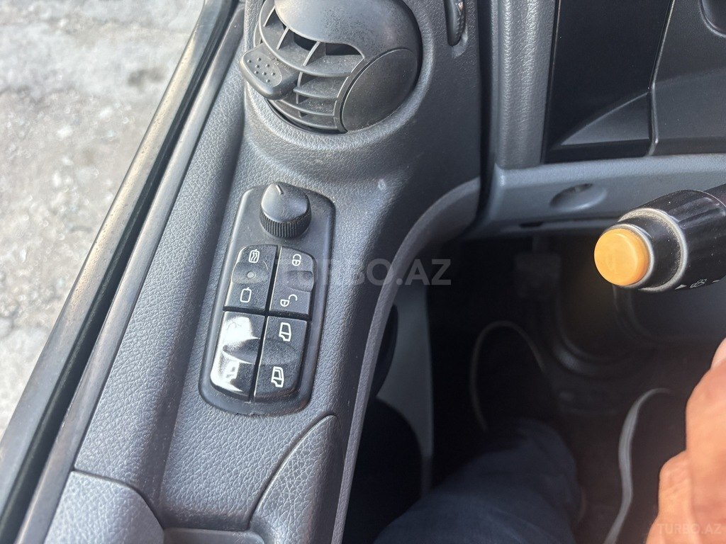 Mercedes Atego 1224