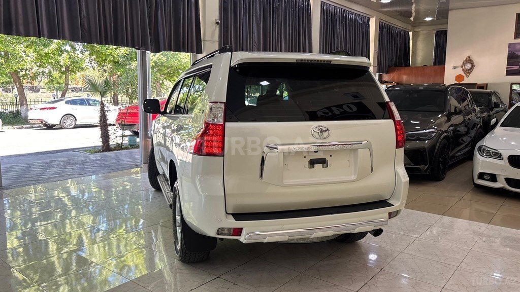 Toyota Land Cruiser Prado
