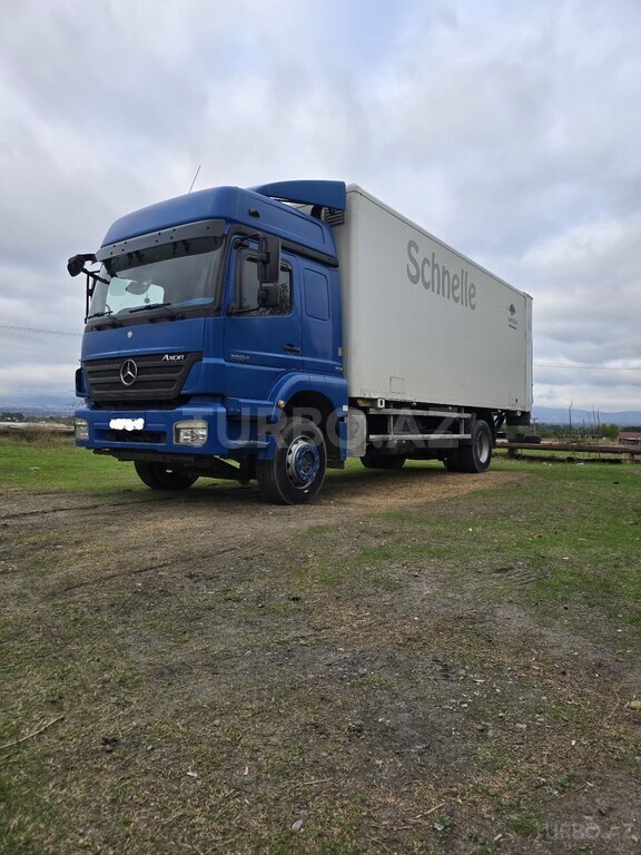 Mercedes Axor 1824