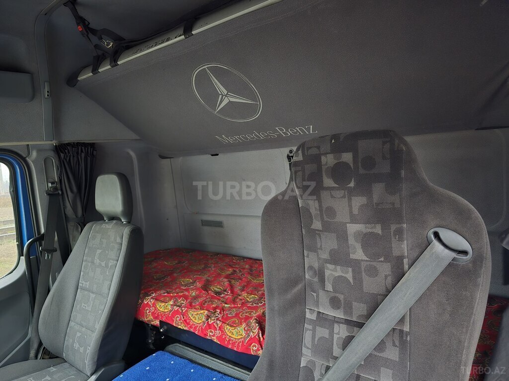 Mercedes Axor 1824