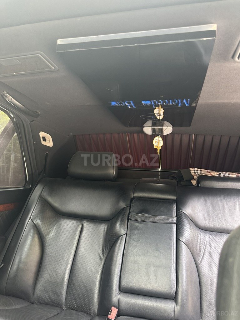 Mercedes S 320