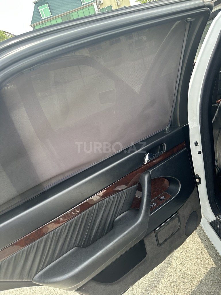 Mercedes S 320