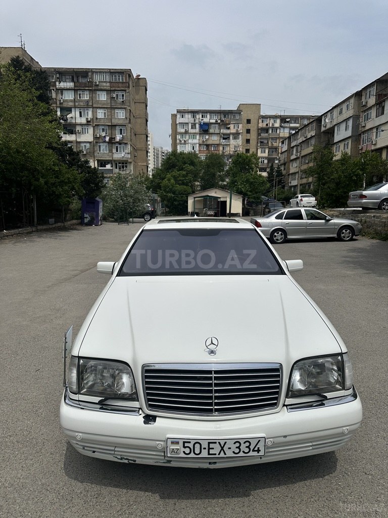 Mercedes S 320