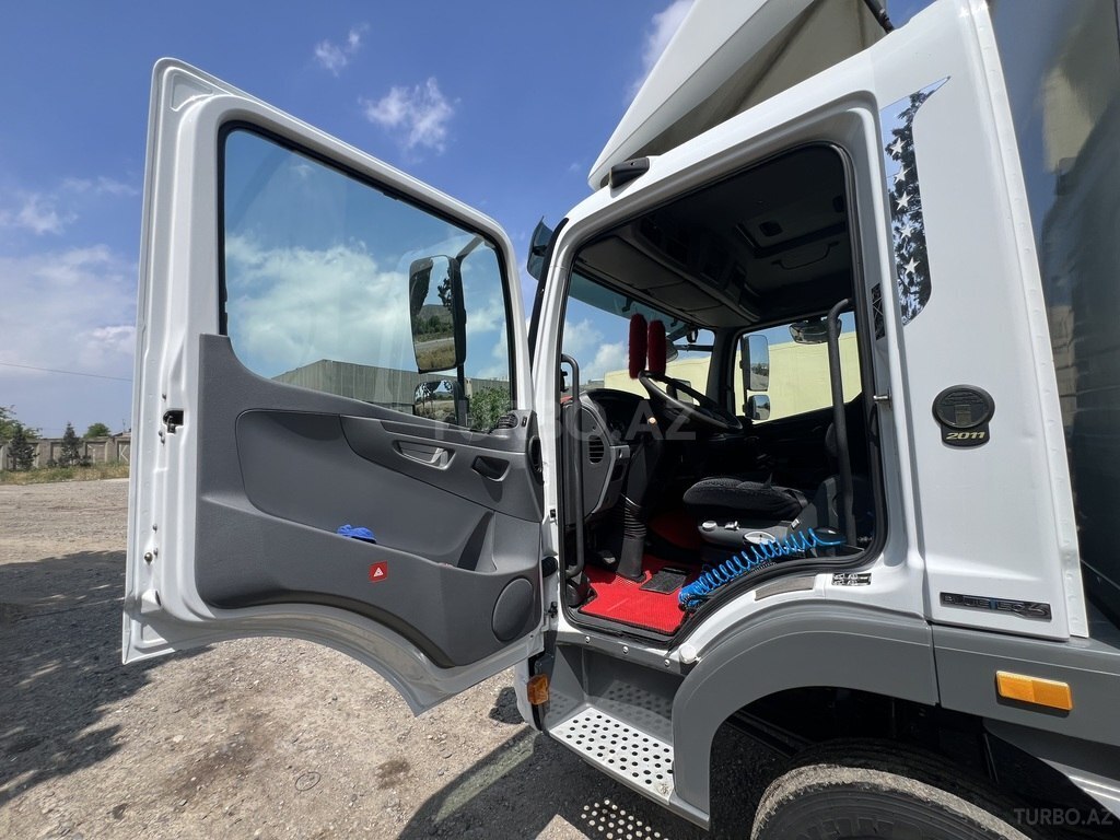 Mercedes Atego 816