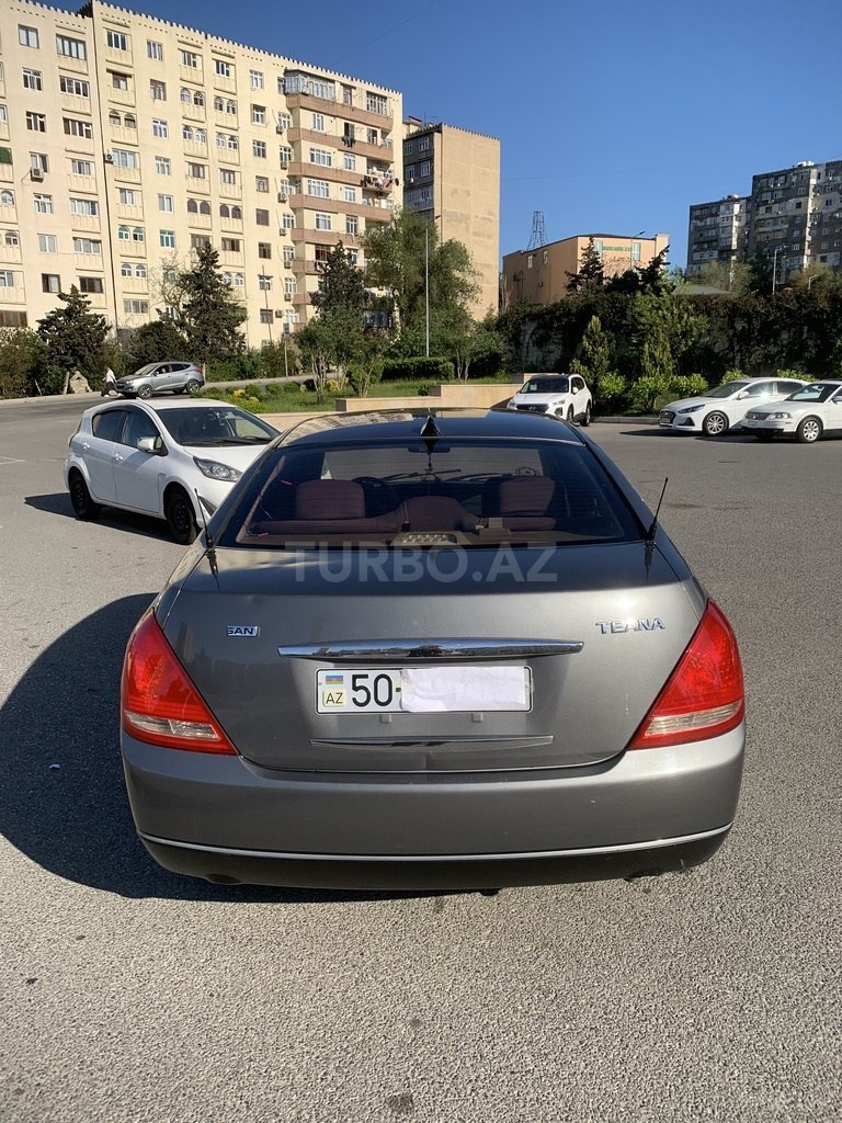 Nissan Teana