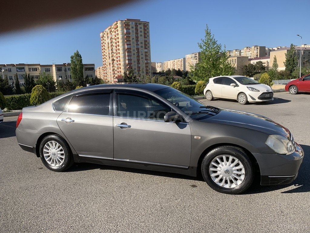 Nissan Teana