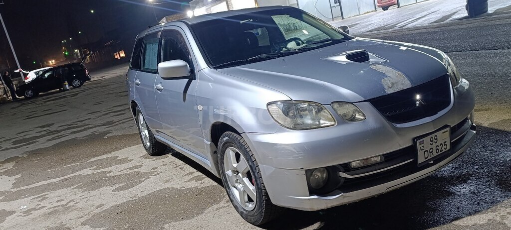 Mitsubishi Airtrek
