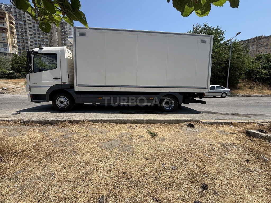 Mercedes Atego 816