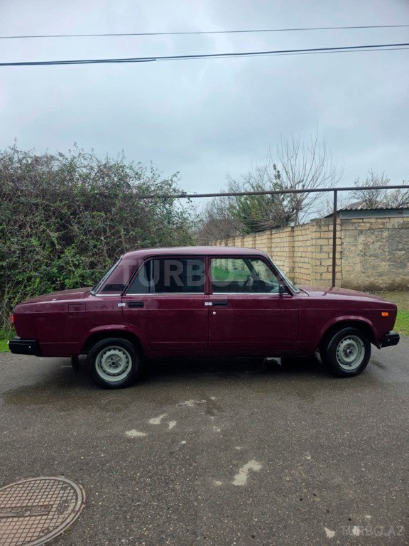LADA (VAZ) 2107