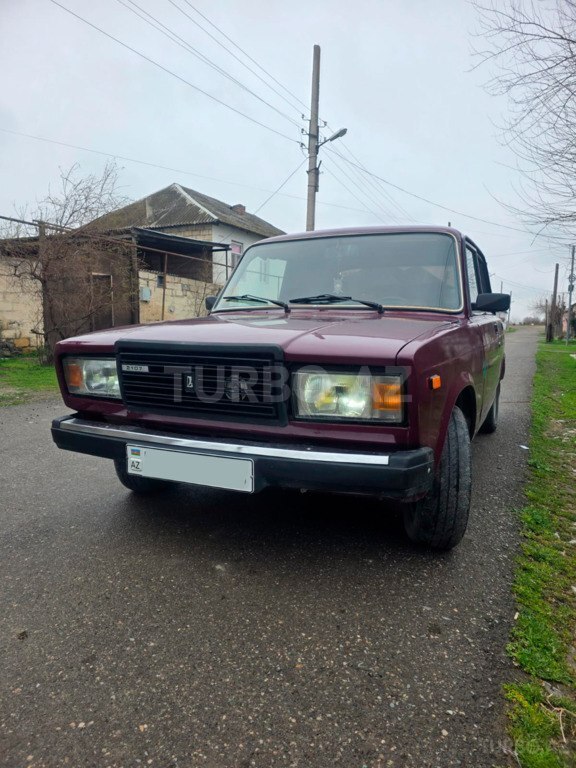 LADA (VAZ) 2107