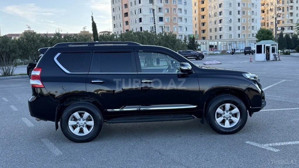 Toyota Land Cruiser Prado