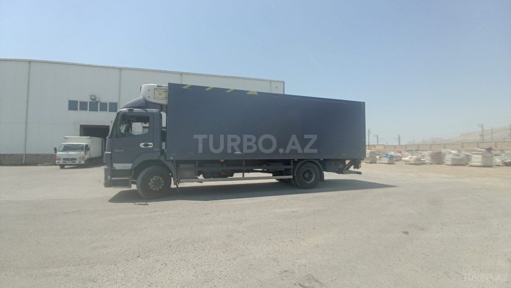 Mercedes Axor 1824