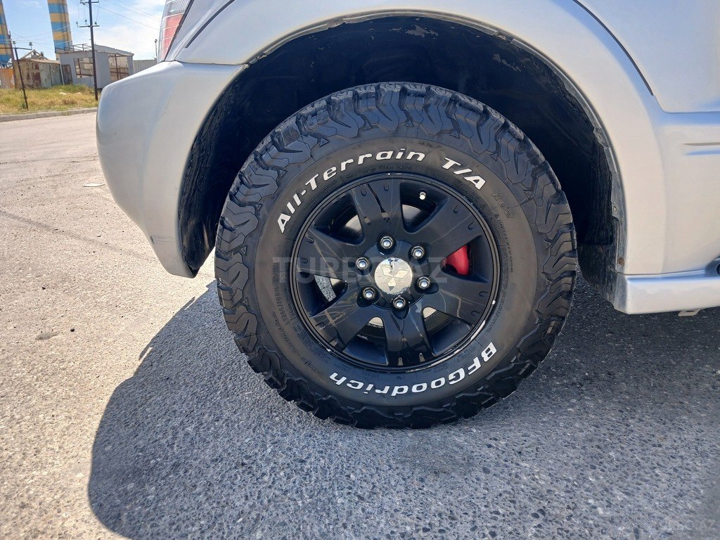 Mitsubishi Pajero
