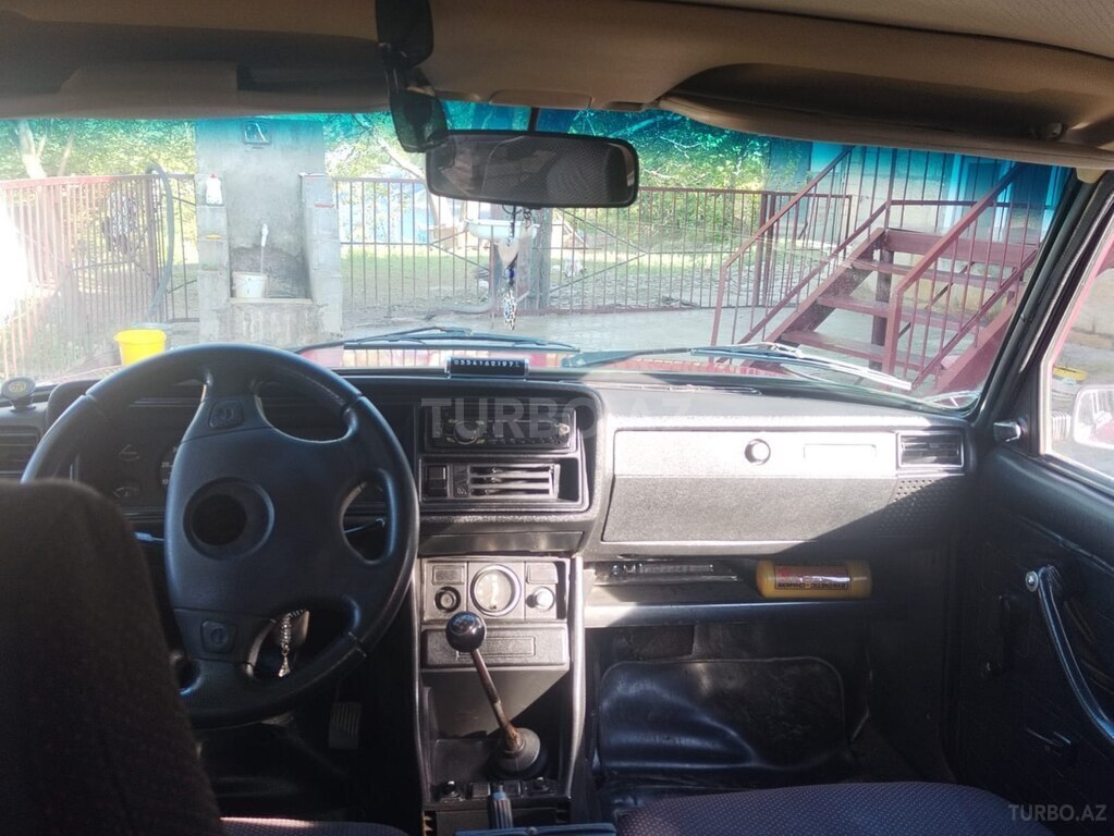 LADA (VAZ) 2107