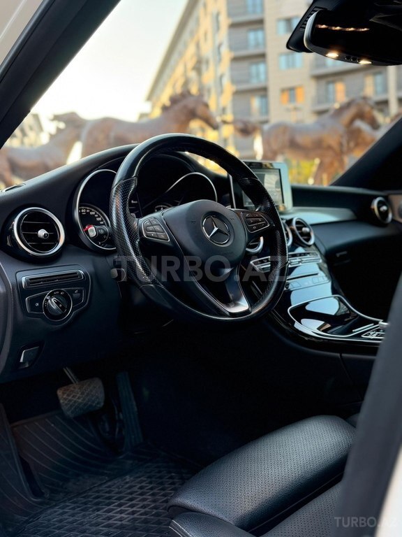 Mercedes C 300 4MATIC