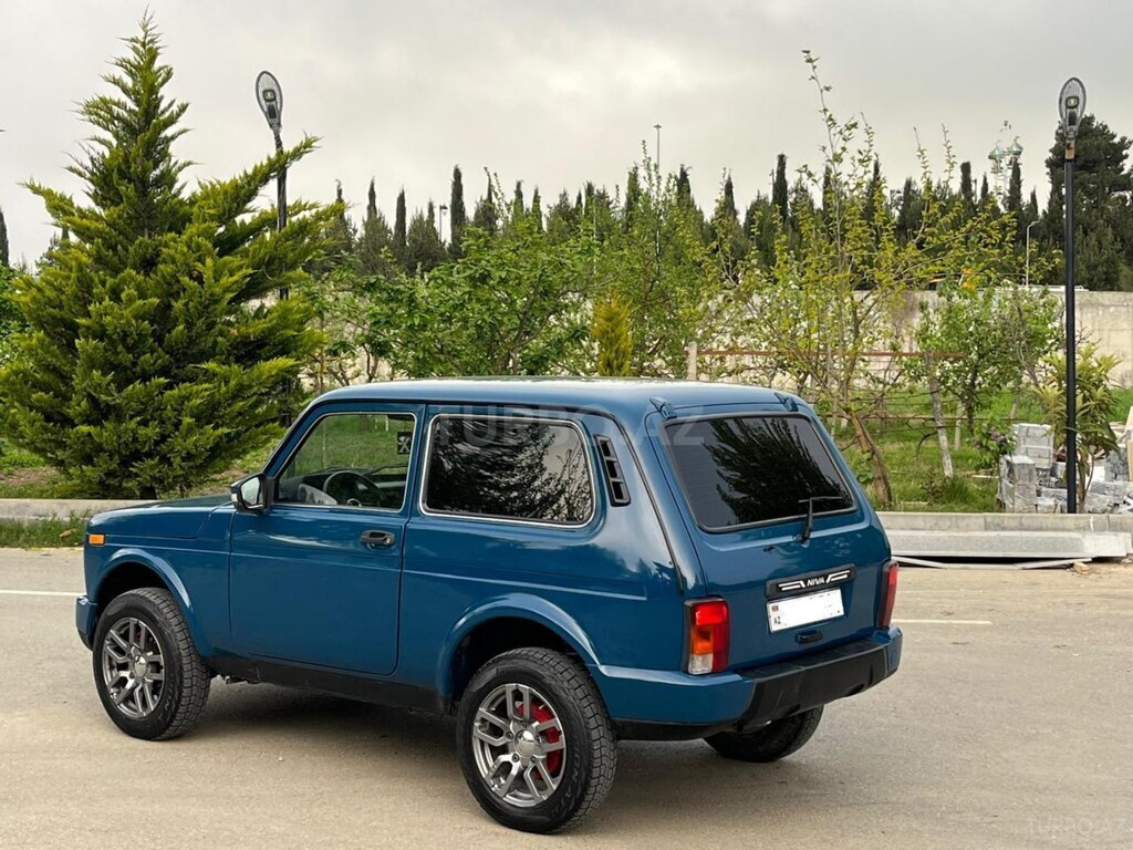 LADA (VAZ) Niva