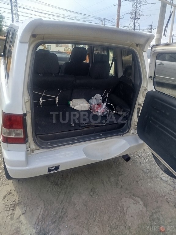 Mitsubishi Pajero io