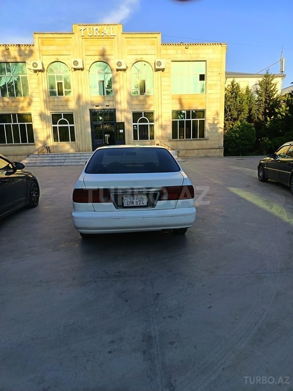 Nissan Sunny