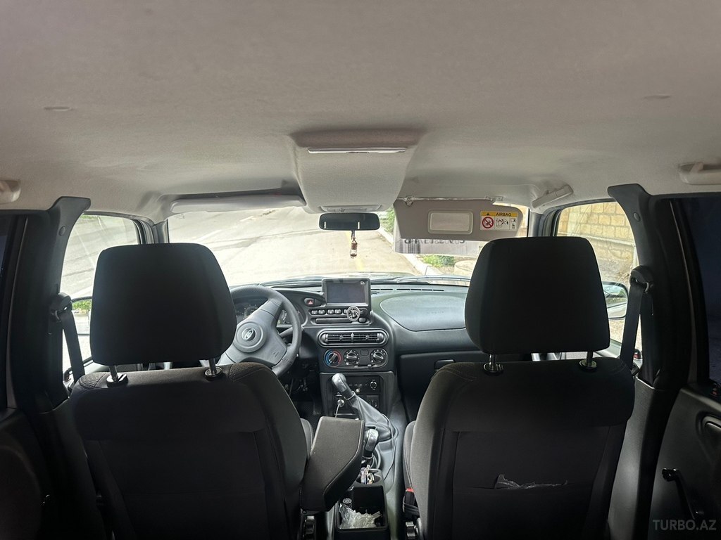 LADA (VAZ) Niva Travel
