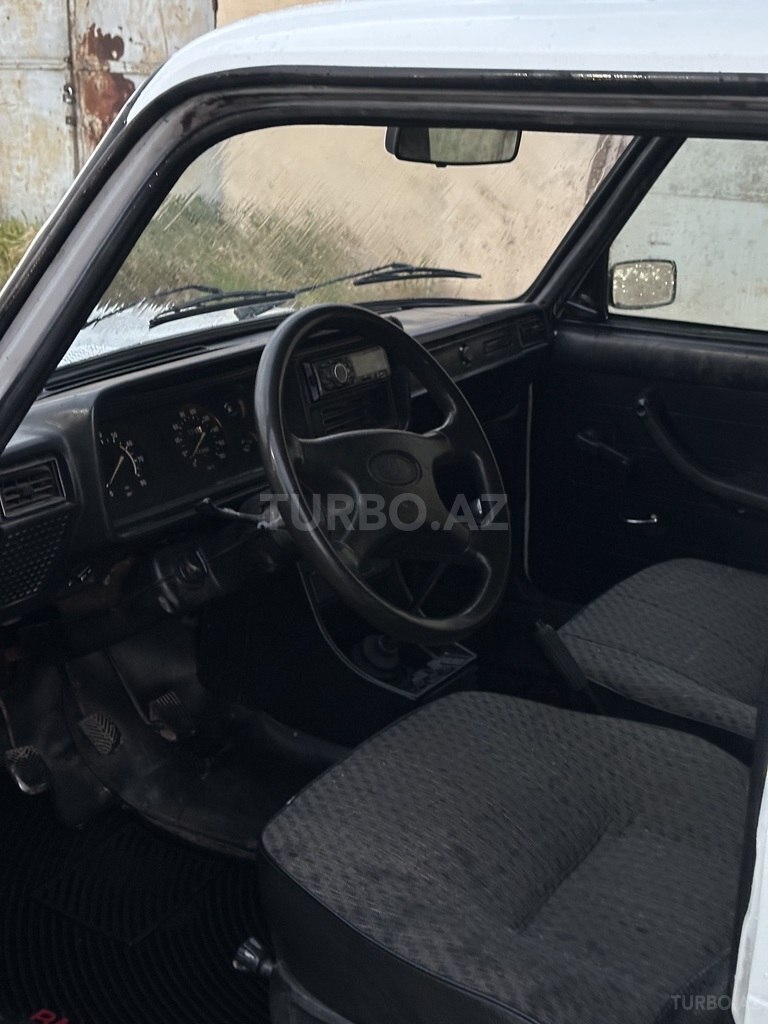 LADA (VAZ) 2107