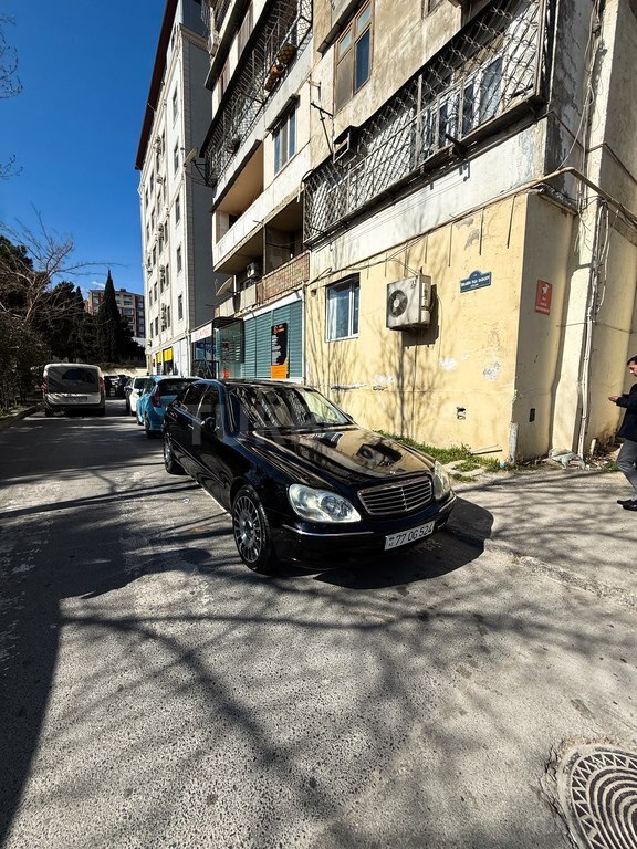 Mercedes S 500