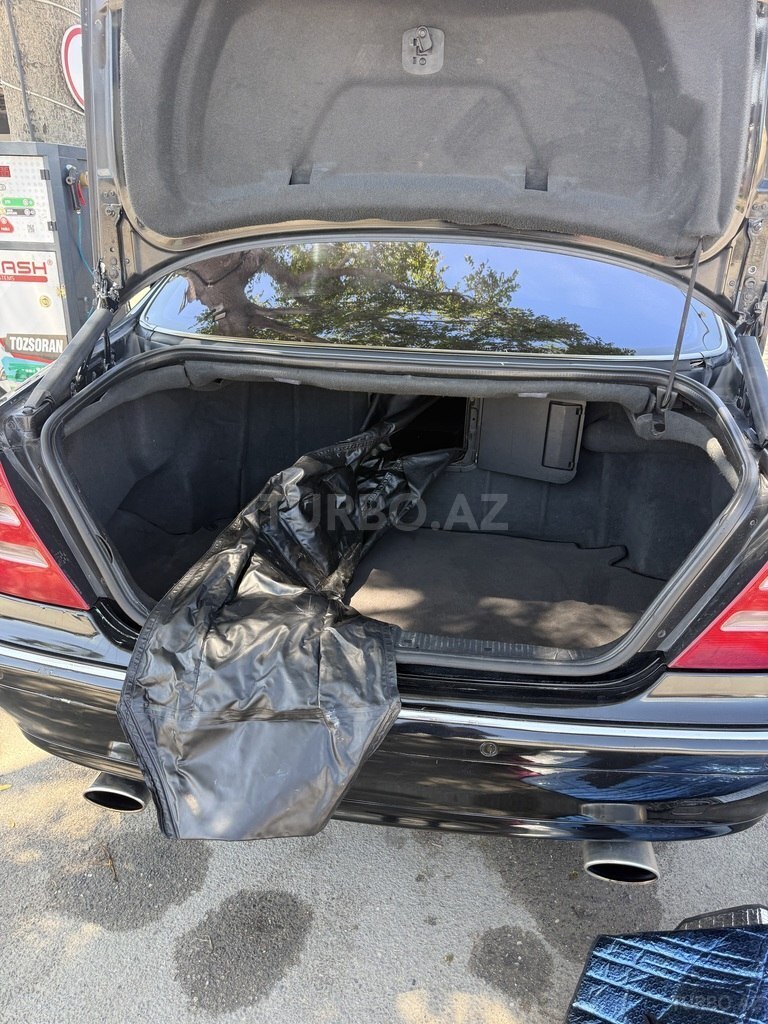 Mercedes S 500
