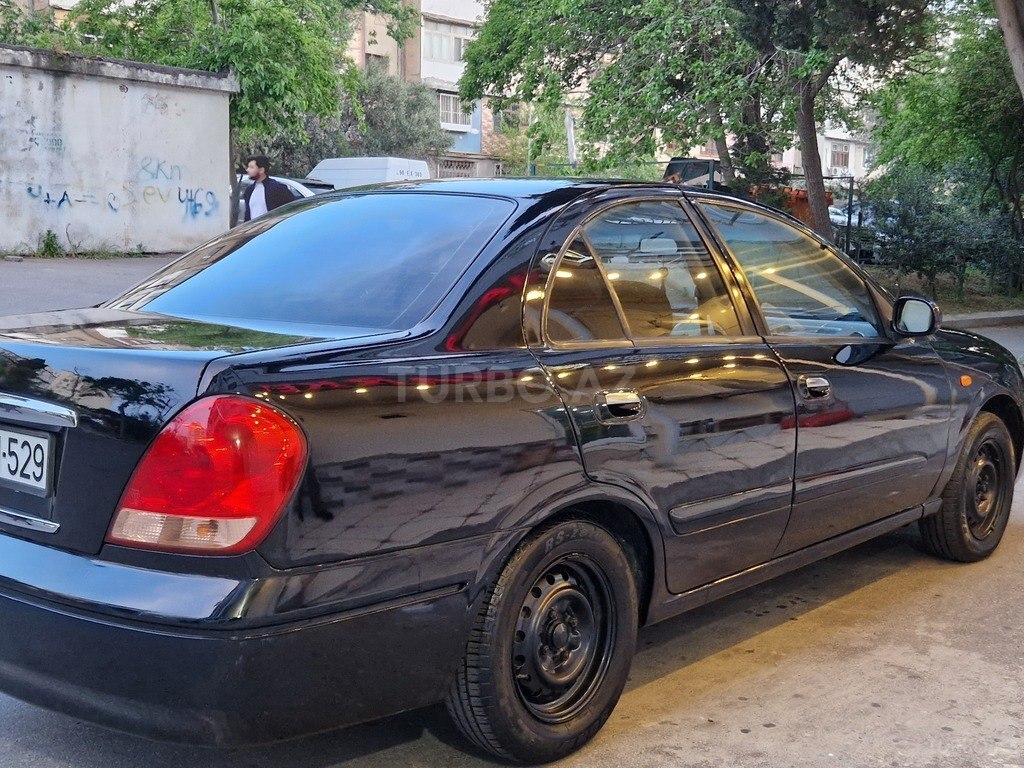Nissan Sunny