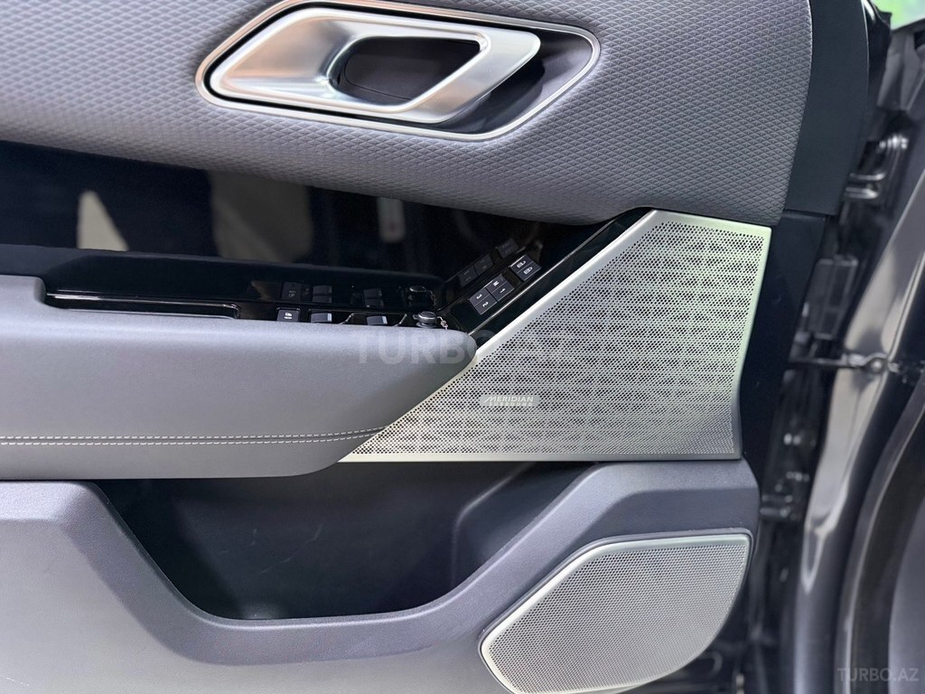 Land Rover RR Velar