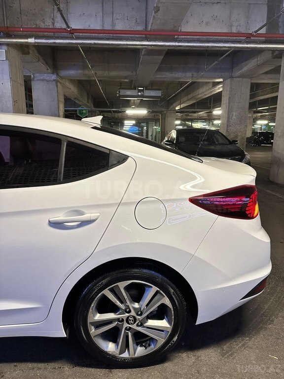 Hyundai Avante