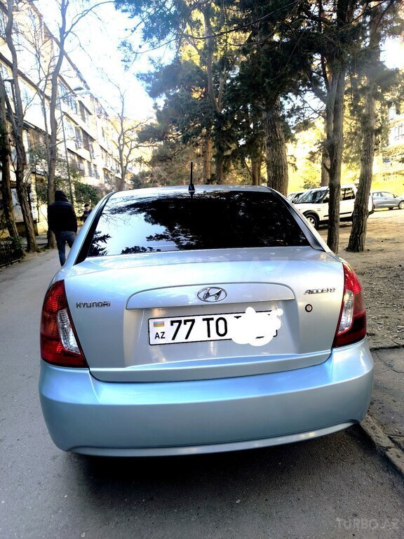 Hyundai Accent