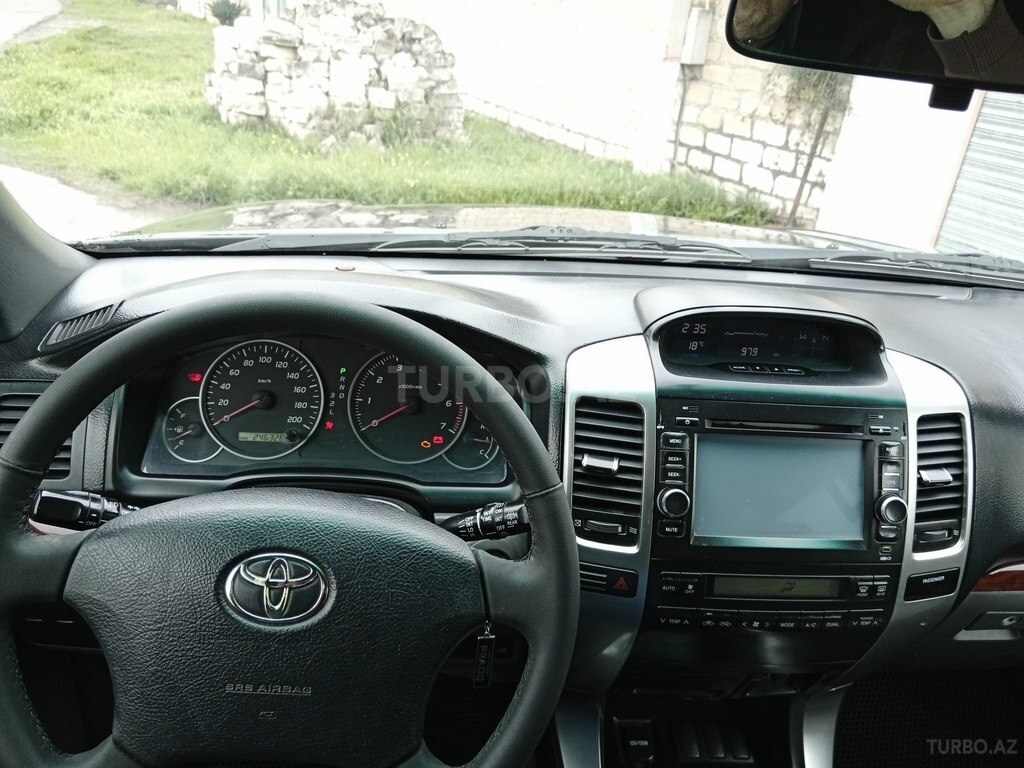 Toyota Land Cruiser Prado