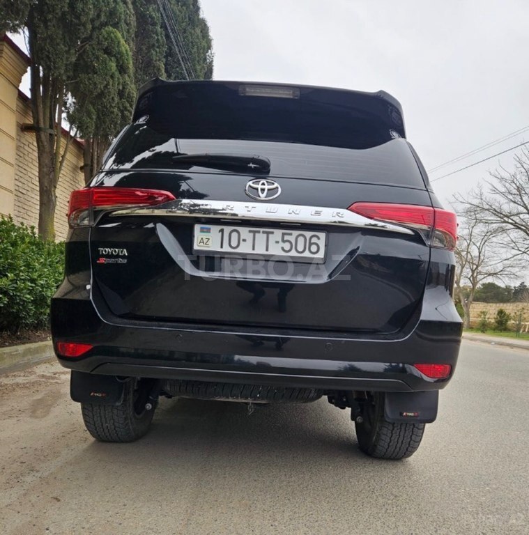 Toyota Fortuner