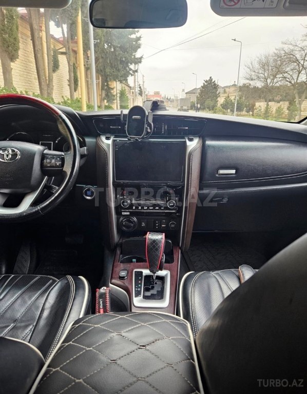 Toyota Fortuner
