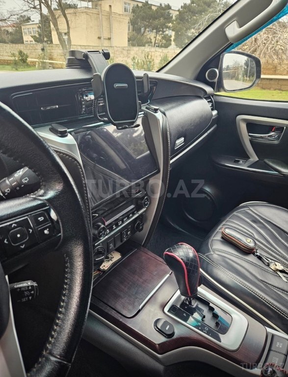 Toyota Fortuner