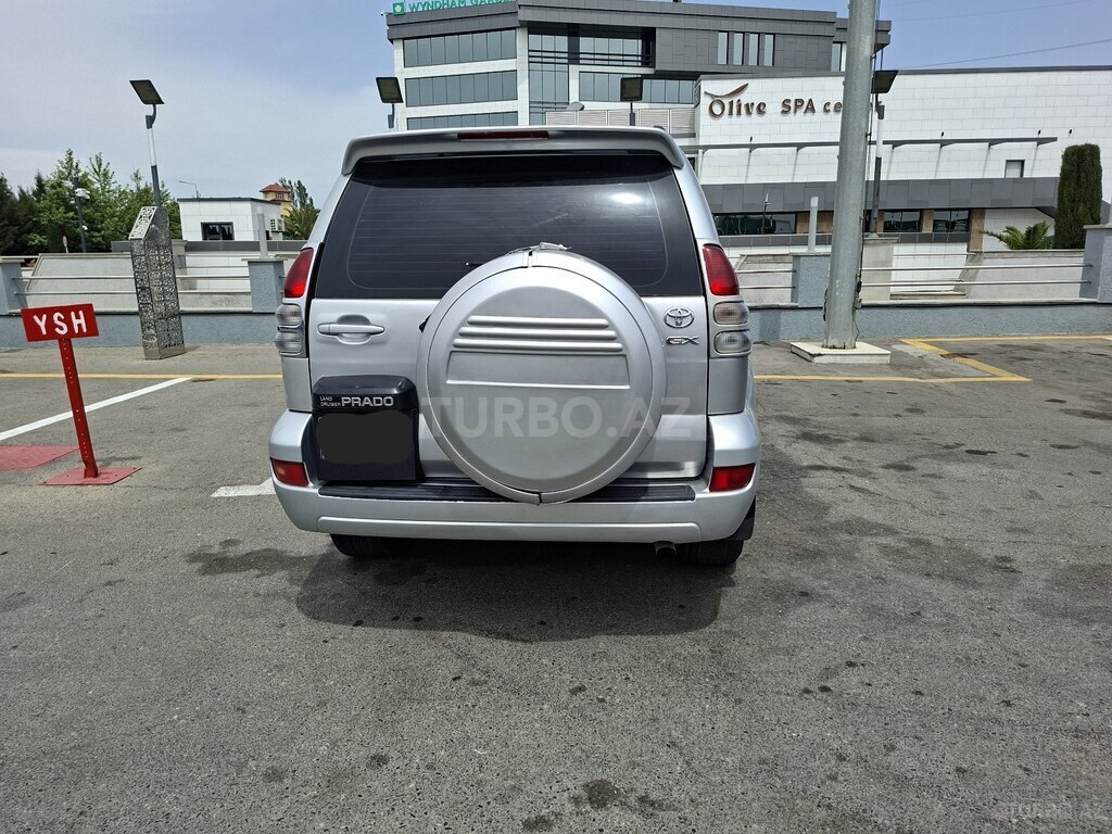 Toyota Land Cruiser Prado