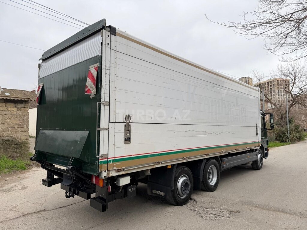 Mercedes Atego 1529