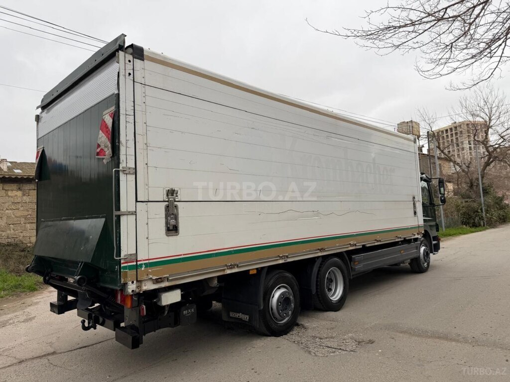 Mercedes Atego 1529