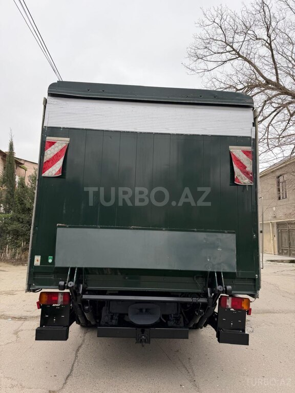 Mercedes Atego 1529
